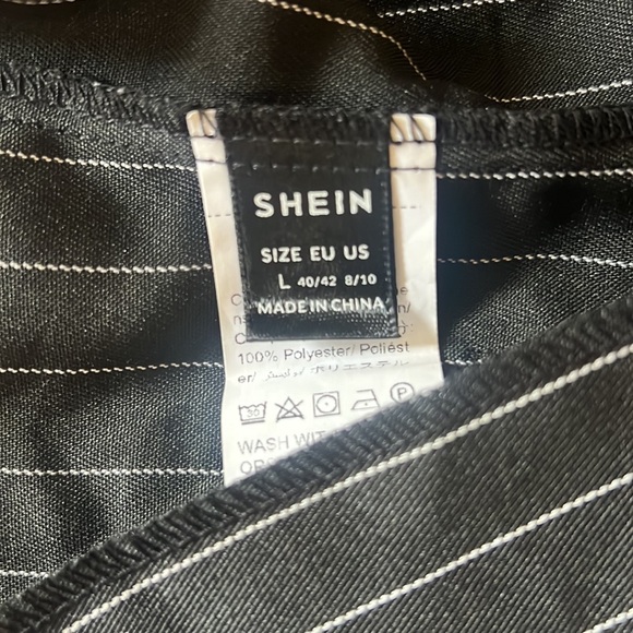 Shein Blazer Button Up - Picture 3 of 3